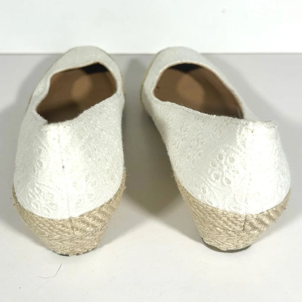 American Eagle Womens White Eyelet Lace Espadrille Low Wedge Shoes Size 9.5 AE‎